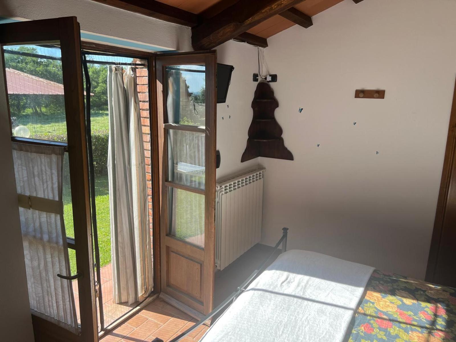 Agriturismo La Castellina Сатурнія Екстер'єр фото